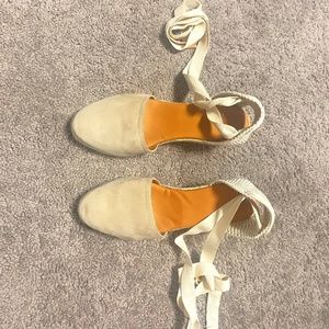 LK Bennett Esperdrilles, Size 9